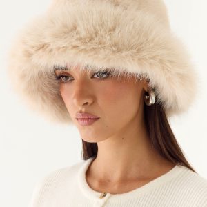 December Bliss Faux Fur Hat - Cream
