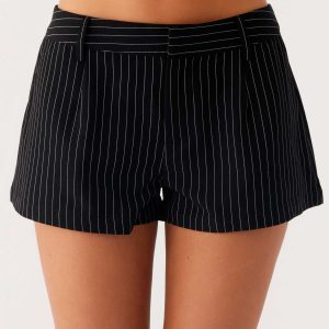 Reyka Suiting Shorts - Black