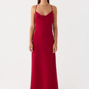 Saria Maxi Dress - Deep Red
