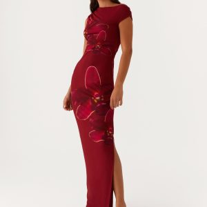 Showtime Maxi Dress - Maroon