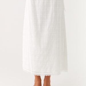 Sweet Lullaby Midi Skirt - White
