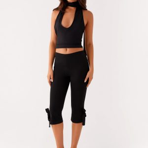 Takeover Capri Pants - Black