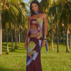 Under The Pagoda Maxi Dress - Dark Floral